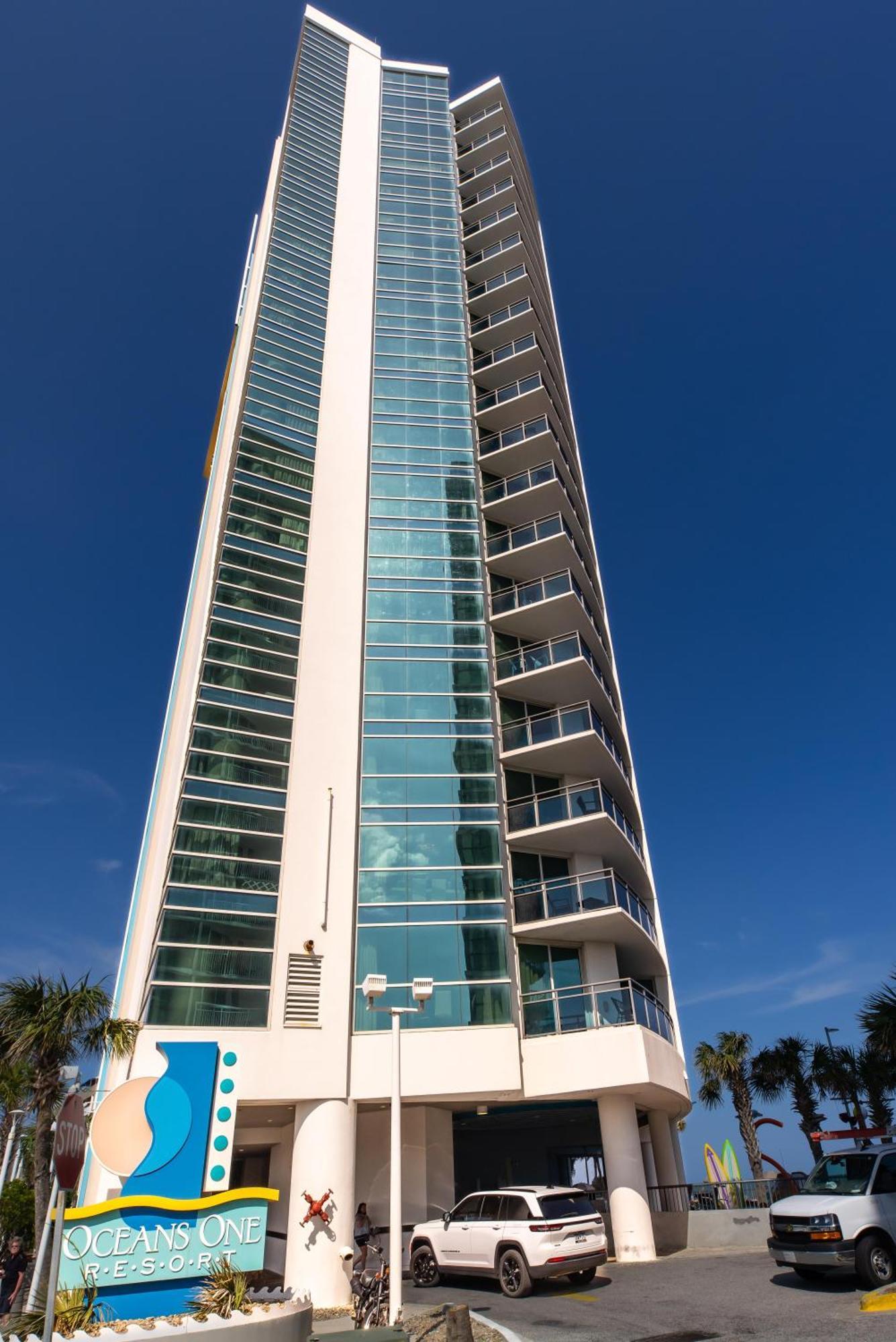 Вілла 107 S Ocean Blvd, 0308 - Ocean Front Sleeps 6 Мертл-Біч Екстер'єр фото