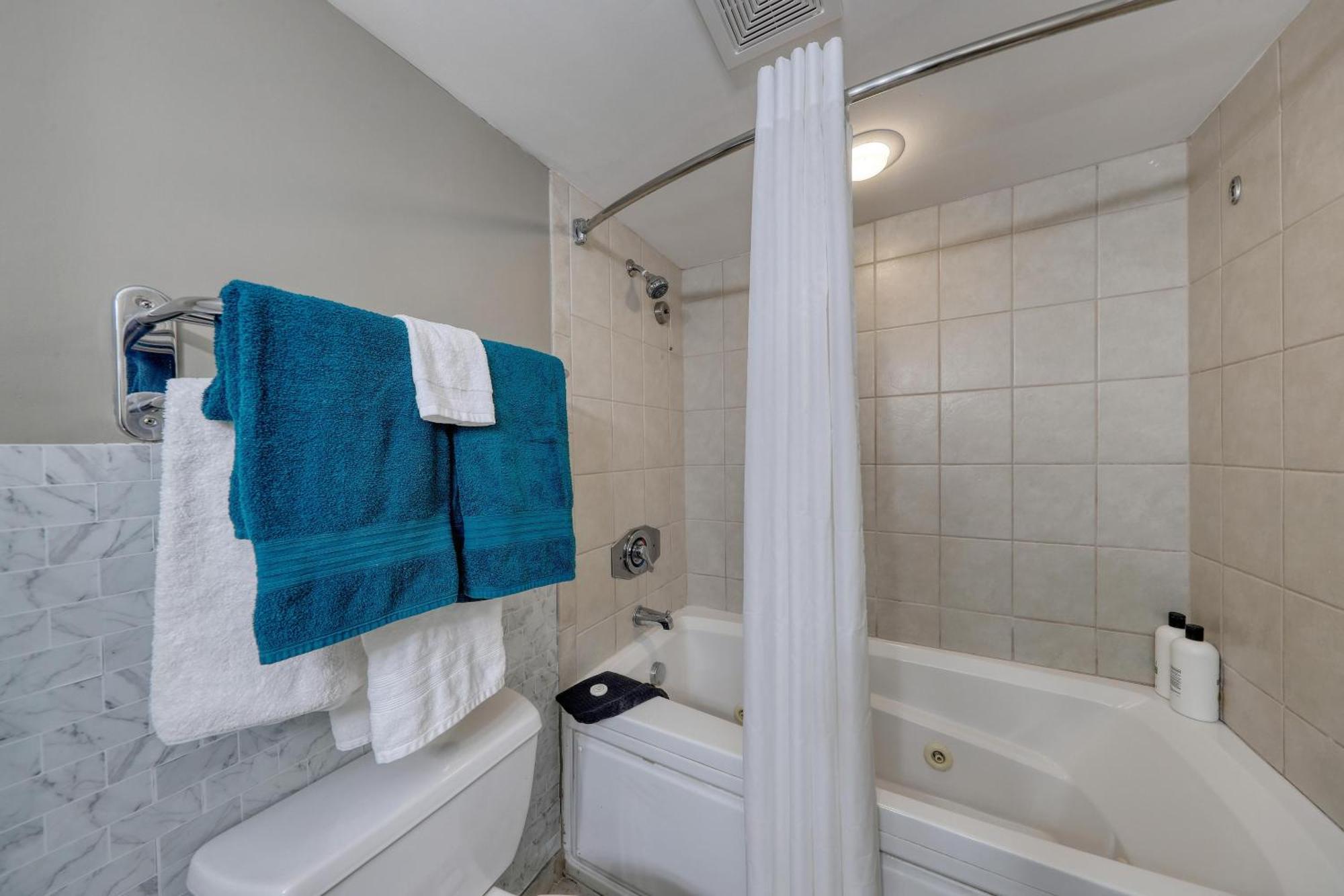 Вілла 107 S Ocean Blvd, 0308 - Ocean Front Sleeps 6 Мертл-Біч Екстер'єр фото