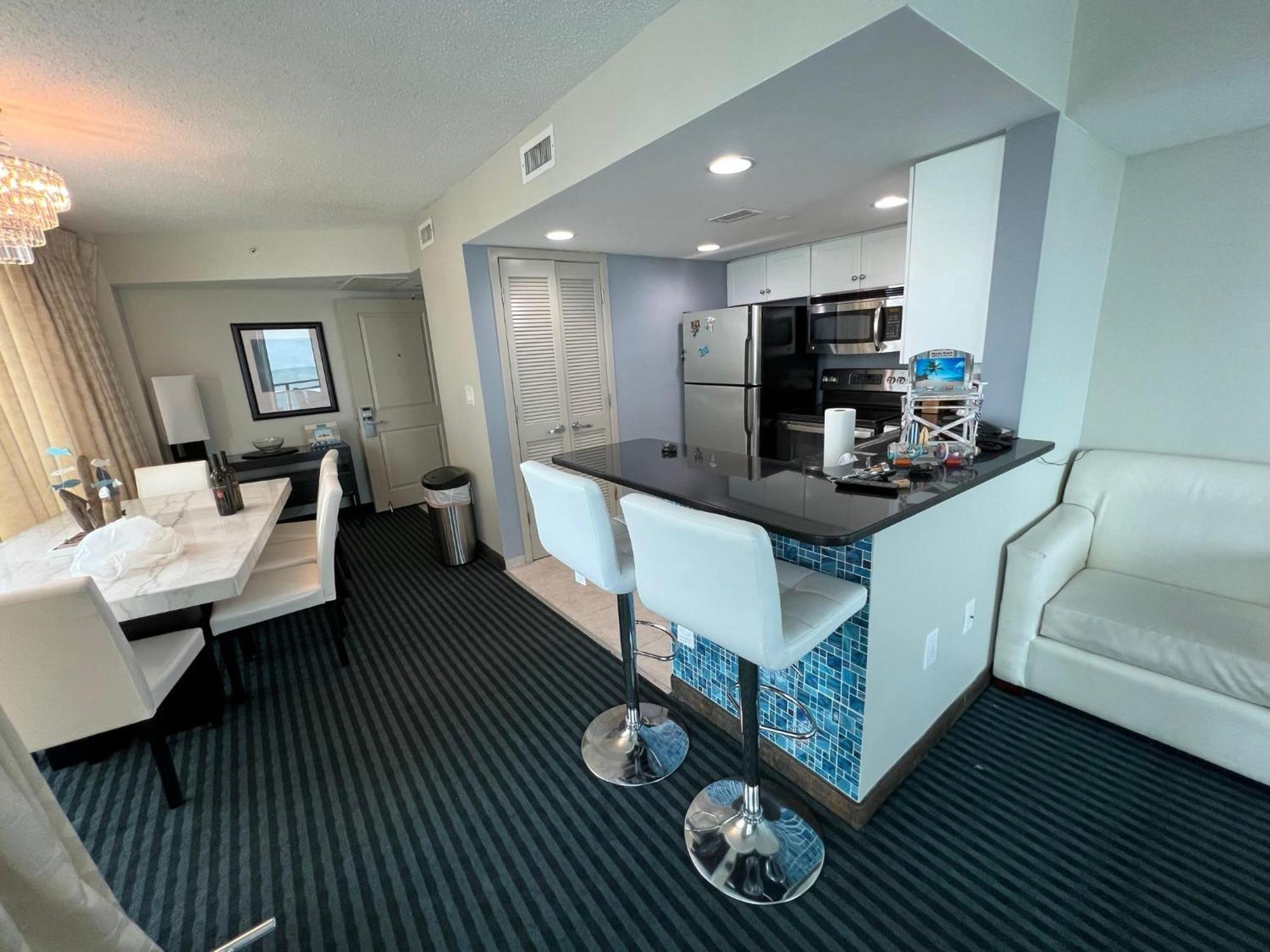 Вілла 107 S Ocean Blvd, 0308 - Ocean Front Sleeps 6 Мертл-Біч Екстер'єр фото